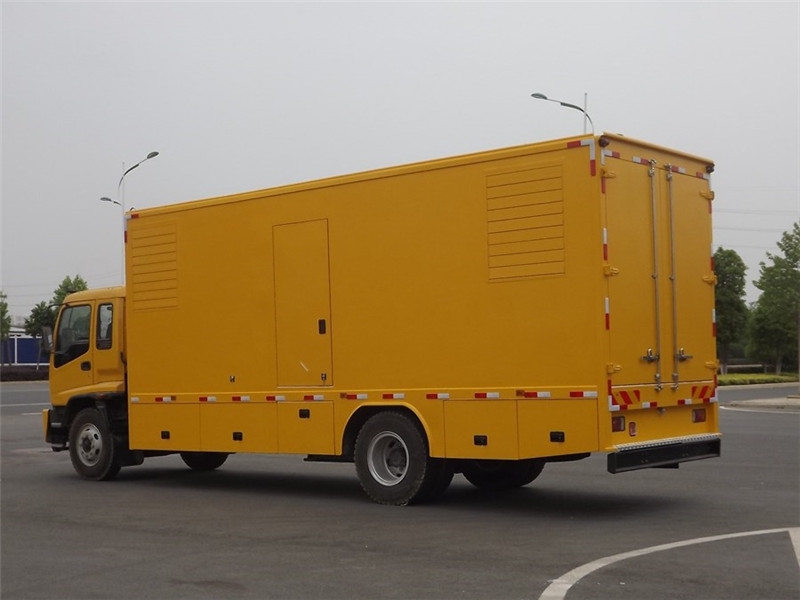 龙陵发电车出租- 柴油发电机油箱怎么清洗