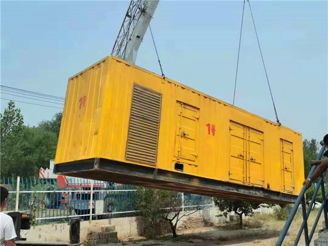 龙陵300KW柴油发电机组油耗是多少？