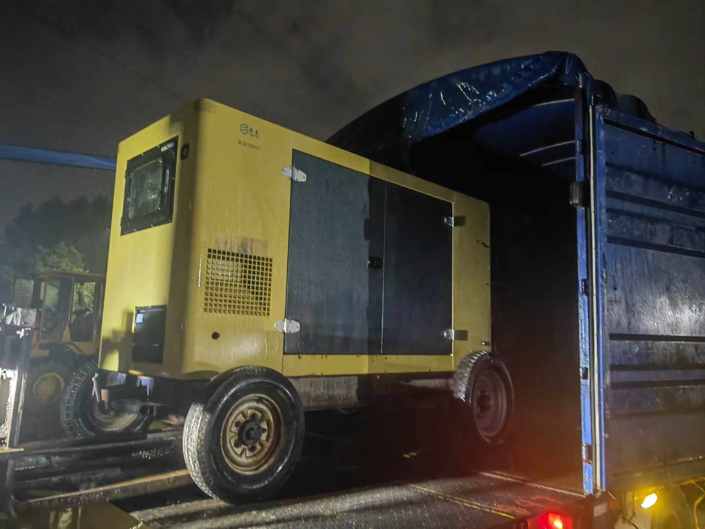 龙陵如何根据负载特性选择合适的柴油发电机？