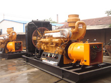 龙陵发电机组的频率规格是如何确定的？