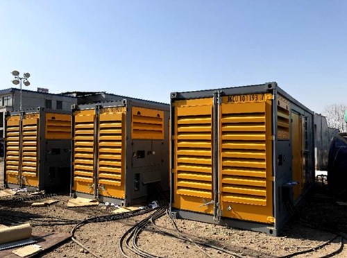 龙陵防冻液的气味异常可能是由哪些原因导致的？