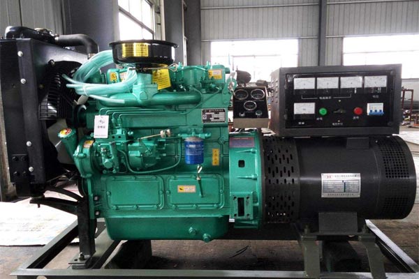 龙陵传感器在柴油发电机组中起到什么作用？