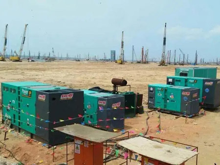 龙陵如何检查和清洗空气滤清器？