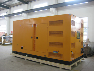 龙陵不同类型的发电机组在冬季保养时的注意事项有何差异？