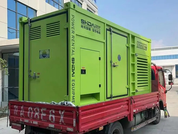 龙陵更换水冷式机油散热器的密封件时，如何选择合适的密封胶？