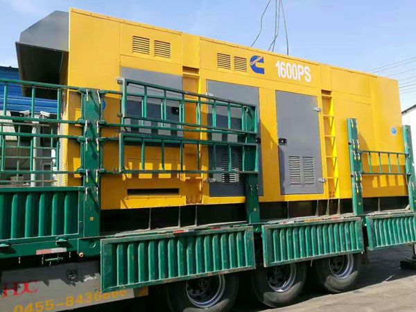 龙陵测量水冷式机油散热器密封件尺寸时的注意事项有哪些？