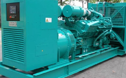 龙陵柴油发电机组冬季使用中需要注意哪些事项？