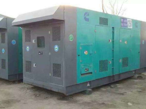 龙陵合同中关于工期延误的责任如何界定和处理？