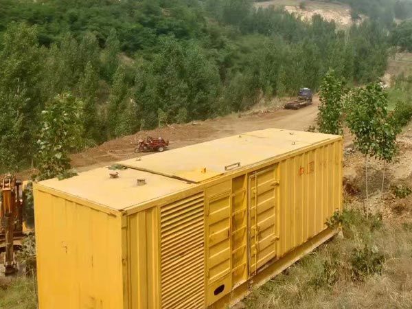 龙陵柴油发电机组冬季日常维修注意事项？